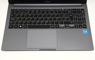 Portátil Samsung Galaxy Book4 i3