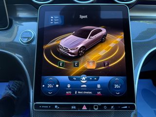 Mercedes-Benz Clase C 220d con 220CV