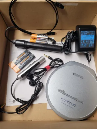 Discman Sony D-EJ925 Clássico