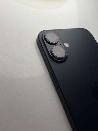 iPhone 16 Plus Negro con Garantía