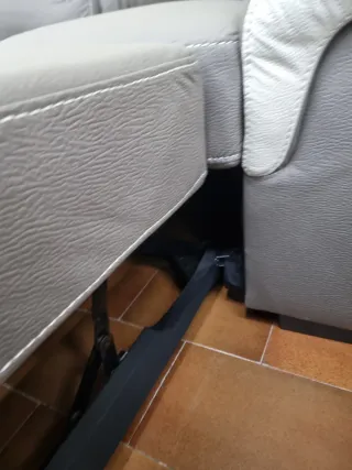 Sofá chaise longue cama gris polipiel