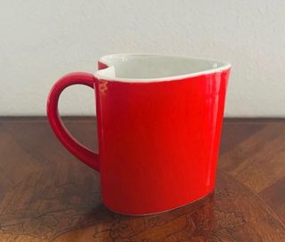 Tazza Mug rossa in porcellana a forma di cuore