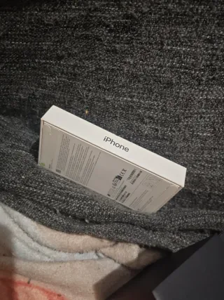 iPhone 16e Preto 128GB Novo Selado