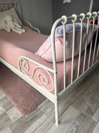 Cama infantil blanca Ikea