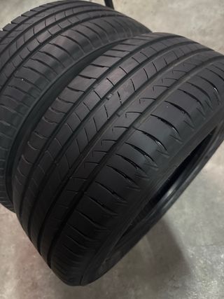 Pareja Neumáticos 215/55R16 97W