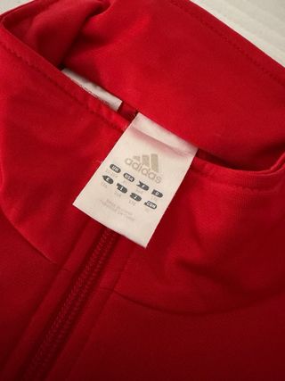 Chaqueta Adidas Roja con Rayas Blancas