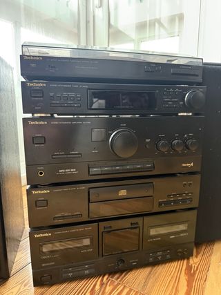 Mini cadena Technics negra