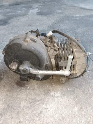 Motor Suzuki Minicross