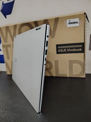 Asus 2en1 TN3402Y Ryzen 5 7530u 16GB 512GB 14" W11