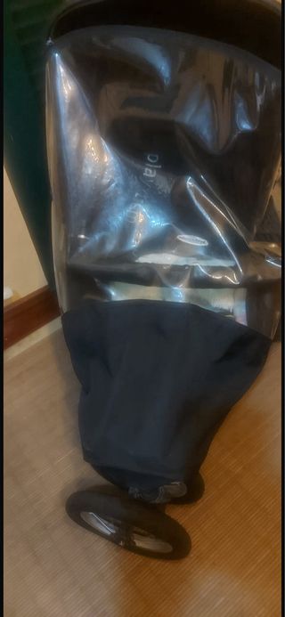 Carrito 3 Ruedas con capazo incluído