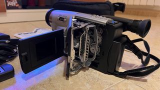 Videocámara Panasonic NV-VX47 EG (VHS-C)