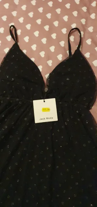 Abito nero con paillettes