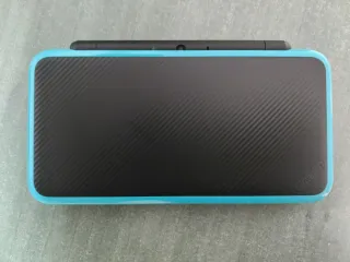 Sin usar - New Nintendo 2DS XL Azul - Impoluta