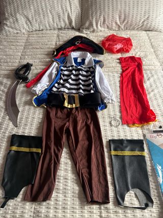 Disfraz de pirata T. 12-24 meses (80-86 cms): 12€