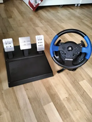 Volante e Pedaliera Thrustmaster t150rs