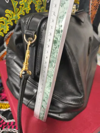 Bolso Piel Negro Estilo Médico