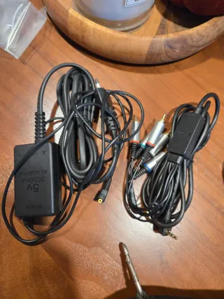 PSP Sony Plata con Accesorios