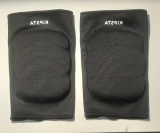 Rodilleras Kipsta Negras, precio negociable.