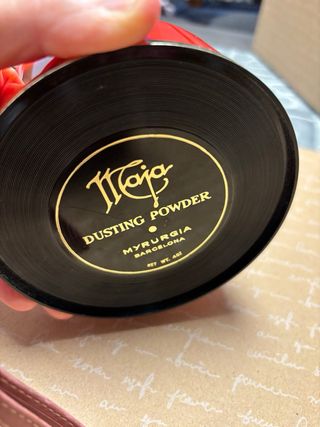 Polvos de Talco Maja Rojo