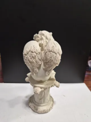 Figura de angelito durmiendo