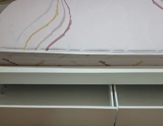 Cama 90 Ikea MALM con somier,   cabecero y dos caj