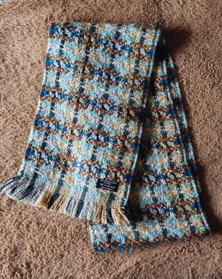 Bufanda suave azul y beige