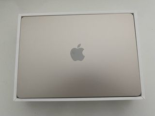 MacBook M3 a ESTRENAR