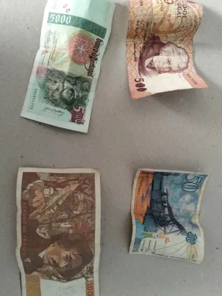 Lote Billetes Antiguos Portugal y Francia