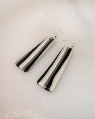 Pendientes rectos rayas blanco, negro y gris