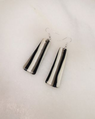 Pendientes rectos rayas blanco, negro y gris