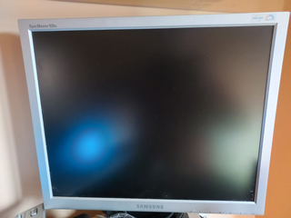 PC HP Media Center m7000 Plata