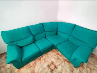 Sofá rinconera terciopelo verde PRECIO NEGOCIABLE