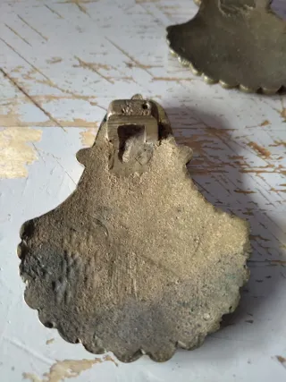 Tirador antiguo bronce latón mueble vintage concha