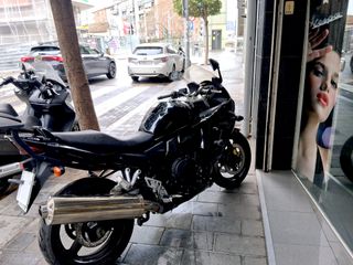 SUZUKI GSX 650F Sportbike