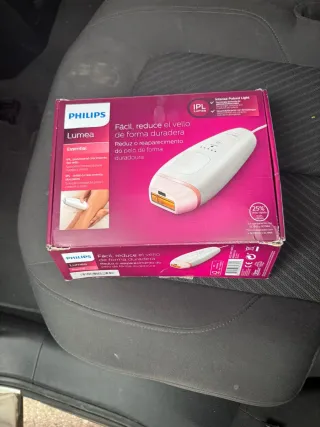 Philips Lumea Essential IPL Depiladora