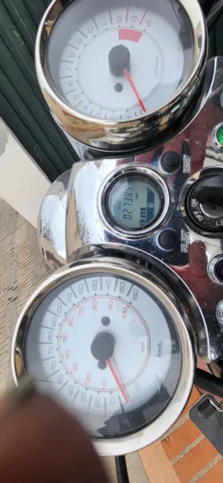 Hyosung Aquila 125 Cruiser Manual