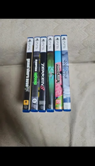 Playstation 5 825GB con 2 mandos