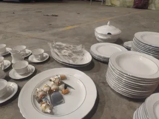 Hermosa vajilla vintage de porcelana