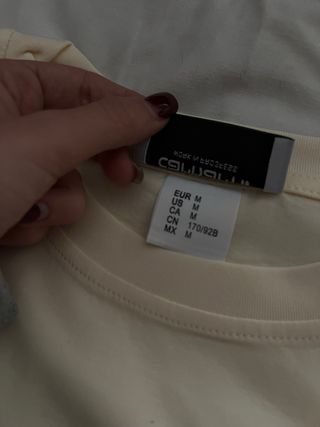 Camiseta Carhartt Beige con Logo Montaña