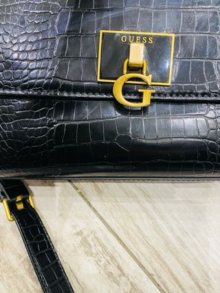 Bolso Guess Negro Cocodrilo