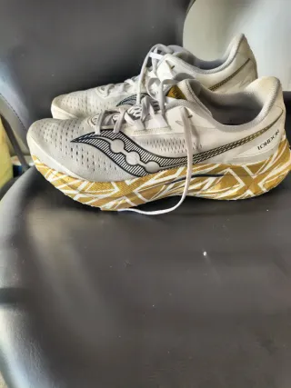 Zapatillas Saucony London son n46/5