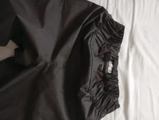 Pantaloncini da neve/sci per bambini. Taglia 8/9