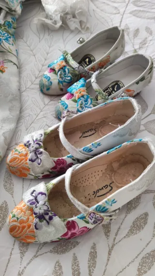 Traje Fallera Niña + Zapatos Talla 27/29