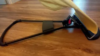 Hamaca bebé Babybjörn con juguete y funda