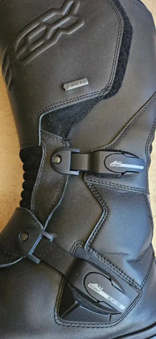 Botas Moto TCX Gore-Tex Negras