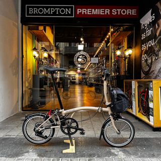 Brompton C-Line Electrica M4L Dune Sand 2026