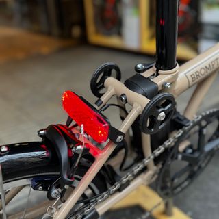 Brompton C-Line Electrica M4L Dune Sand 2026