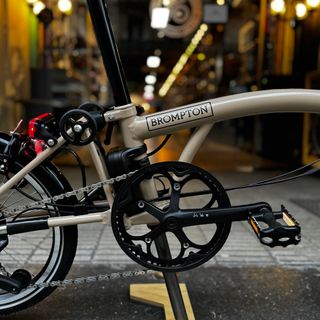 Brompton C-Line Electrica M4L Dune Sand 2026