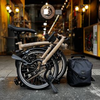 Brompton C-Line Electrica M4L Dune Sand 2026