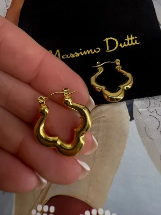 Pendientes Massimo Dutti Dorados